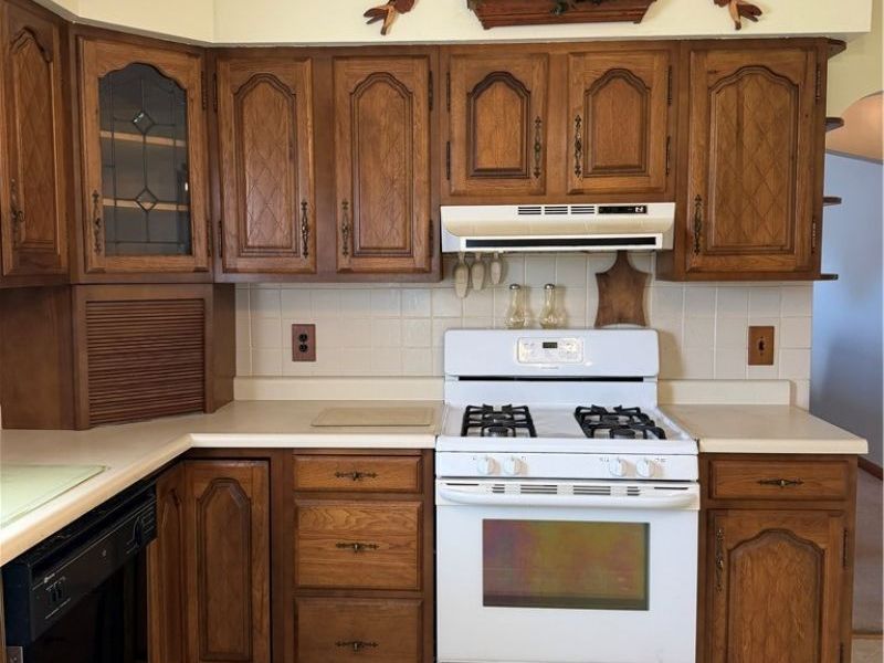 211 Green Street, Woodsfield, OH 43793 Photo 16