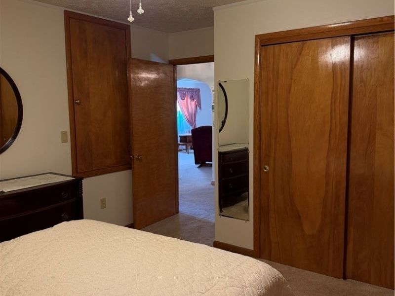 211 Green Street, Woodsfield, OH 43793 Photo 32