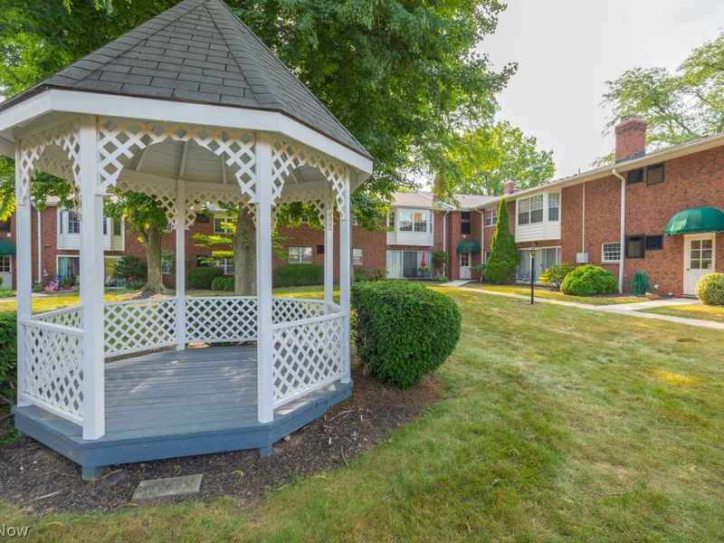 2888 Pease Drive, Unit 209, Rocky River, OH 44116 Photo 38