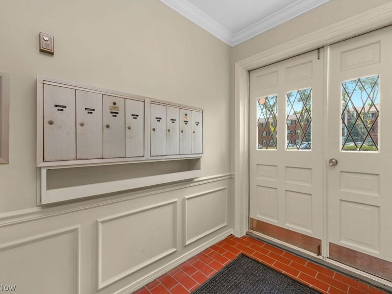 2888 Pease Drive, Unit 209, Rocky River, OH 44116 Photo 8