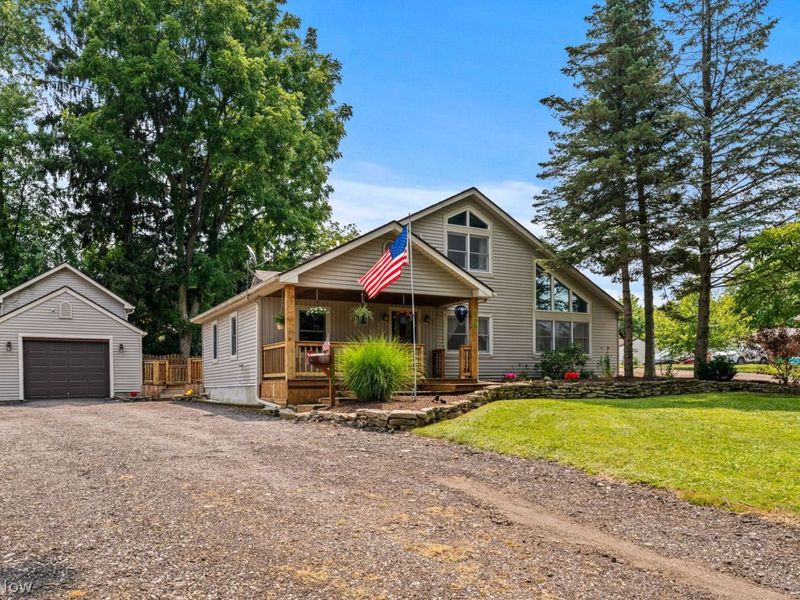113 29th Street NW, Barberton, OH 44203 Photo 2
