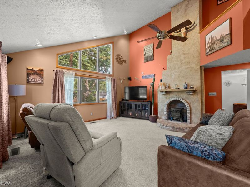 113 29th Street NW, Barberton, OH 44203 Photo 5