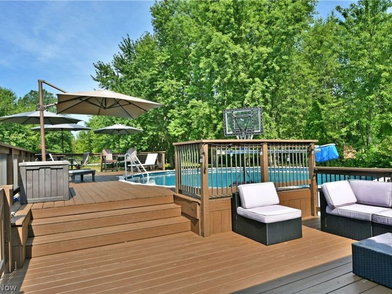 4895 Woodrow Avenue NW, Warren, OH 44483 Photo 4