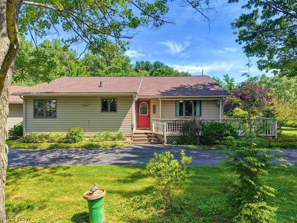 5048 Akron Cleveland Road, Peninsula, OH 44264
