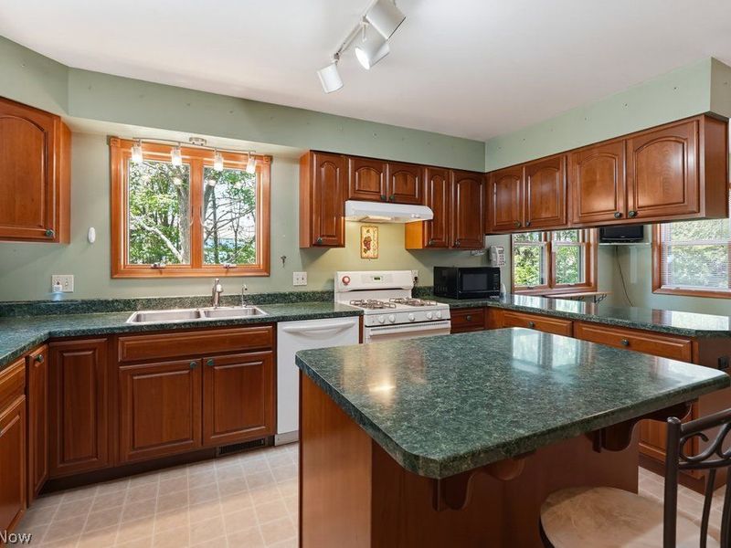 5048 Akron Cleveland Road, Peninsula, OH 44264 Photo 17