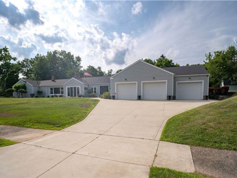 3130 Silver Lake Boulevard, Silver Lake, OH 44224 Photo 1