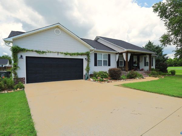 191 Richard Avenue, Scottsboro, AL 35769