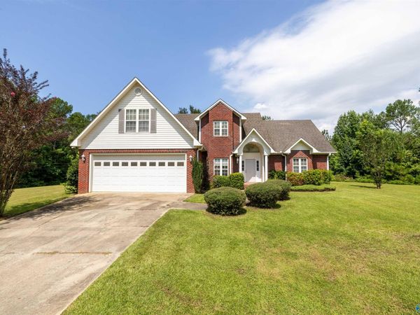 231 Maddox Street, Guin, AL 35563