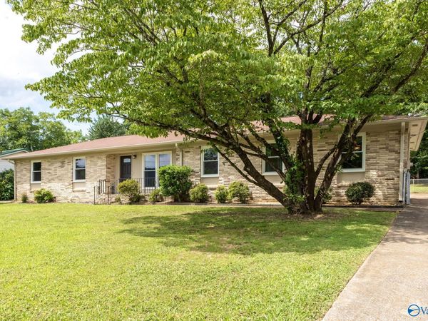 9624 Dortmund Drive SE, Huntsville, AL 35803