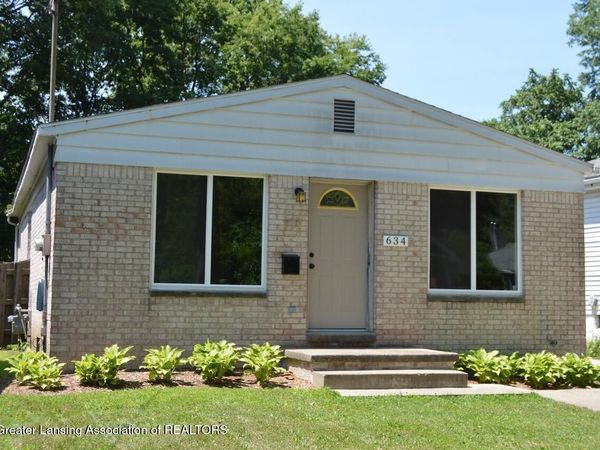 634 S Foster Avenue, Lansing, MI 48912