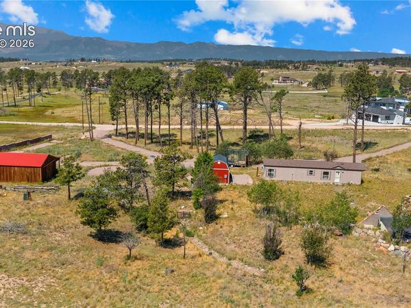 13725 Highline Drive, Colorado Springs, CO 80908
