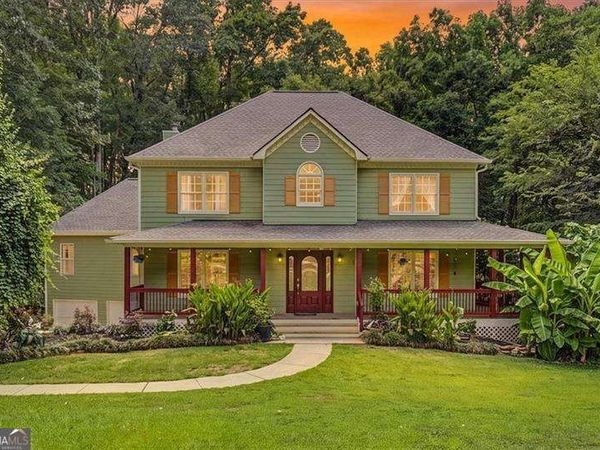 325 Pickett's Crossing, Acworth, GA 30101