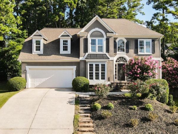 5580 N Hillbrooke Trace, Alpharetta, GA 30005