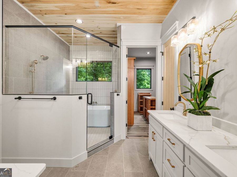 Property Image 107