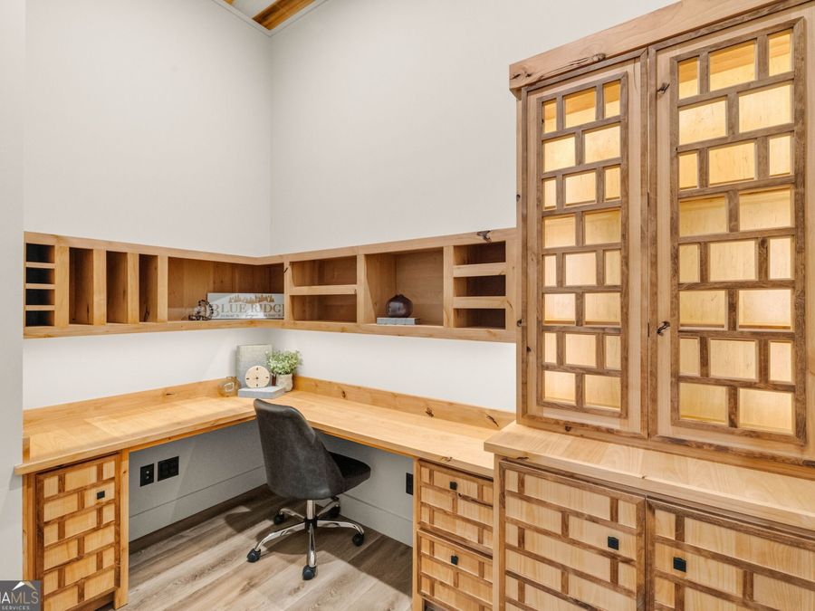 Property Image 190