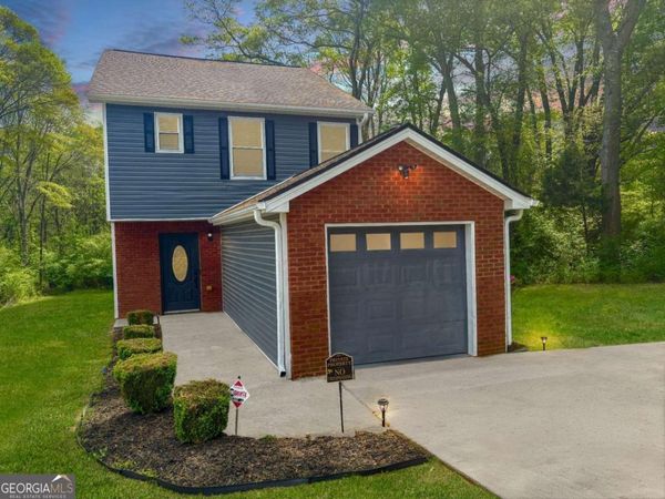1640 Riverchase Circle NE, Conyers, GA 30013
