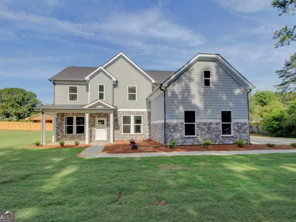 41 Woodland Road, Covington, GA 30016
