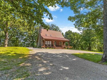164 Hogue Hollow, Junction City, KY 40440