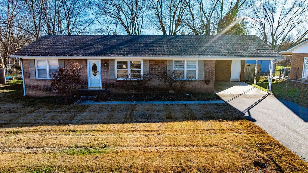 411 Hershey Drive, Hopkinsville, KY 42240