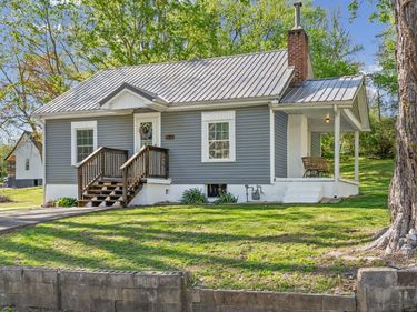 59 Perry Street, Cadiz, KY 42211