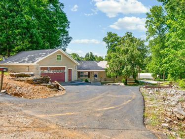 384 Ferrell Circle, Cadiz, KY 42211