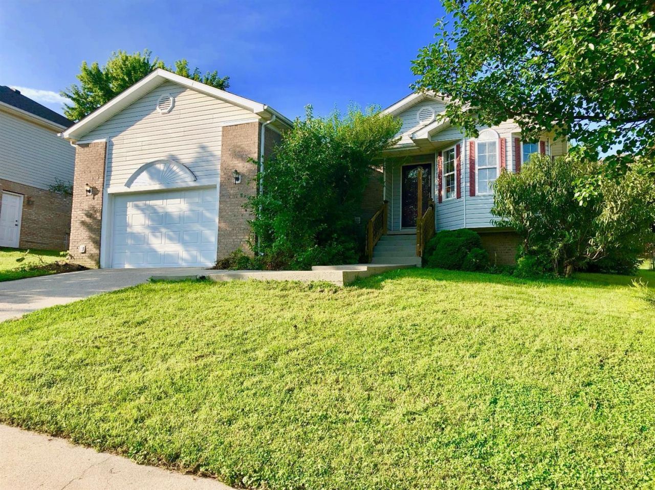 1025 Elizabeth Drive, Richmond, KY 40475