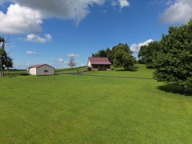 2983 Temple Hill Road, Summer Shade, KY 42166