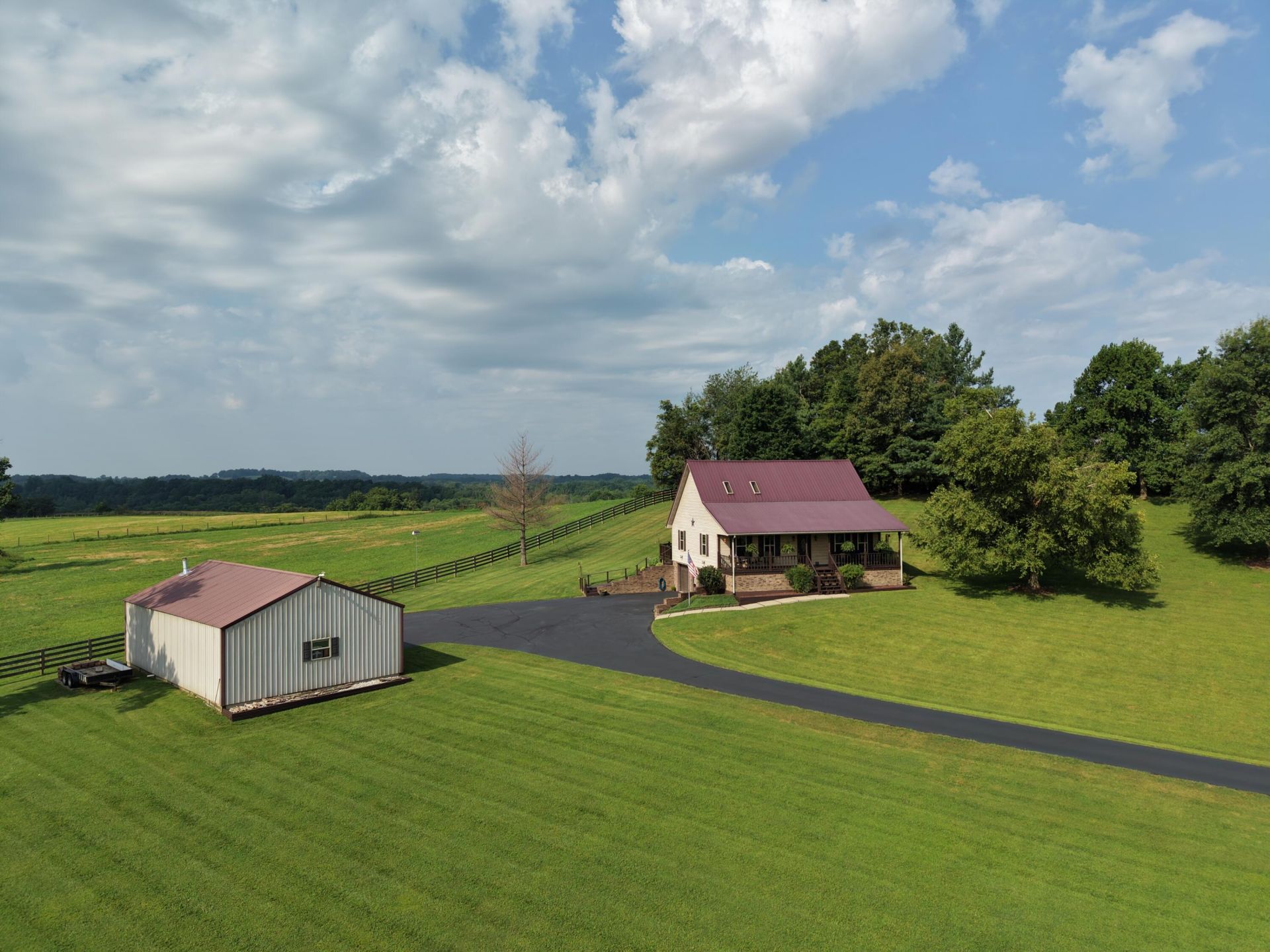 2983 Temple Hill Road, Summer Shade, KY 42166