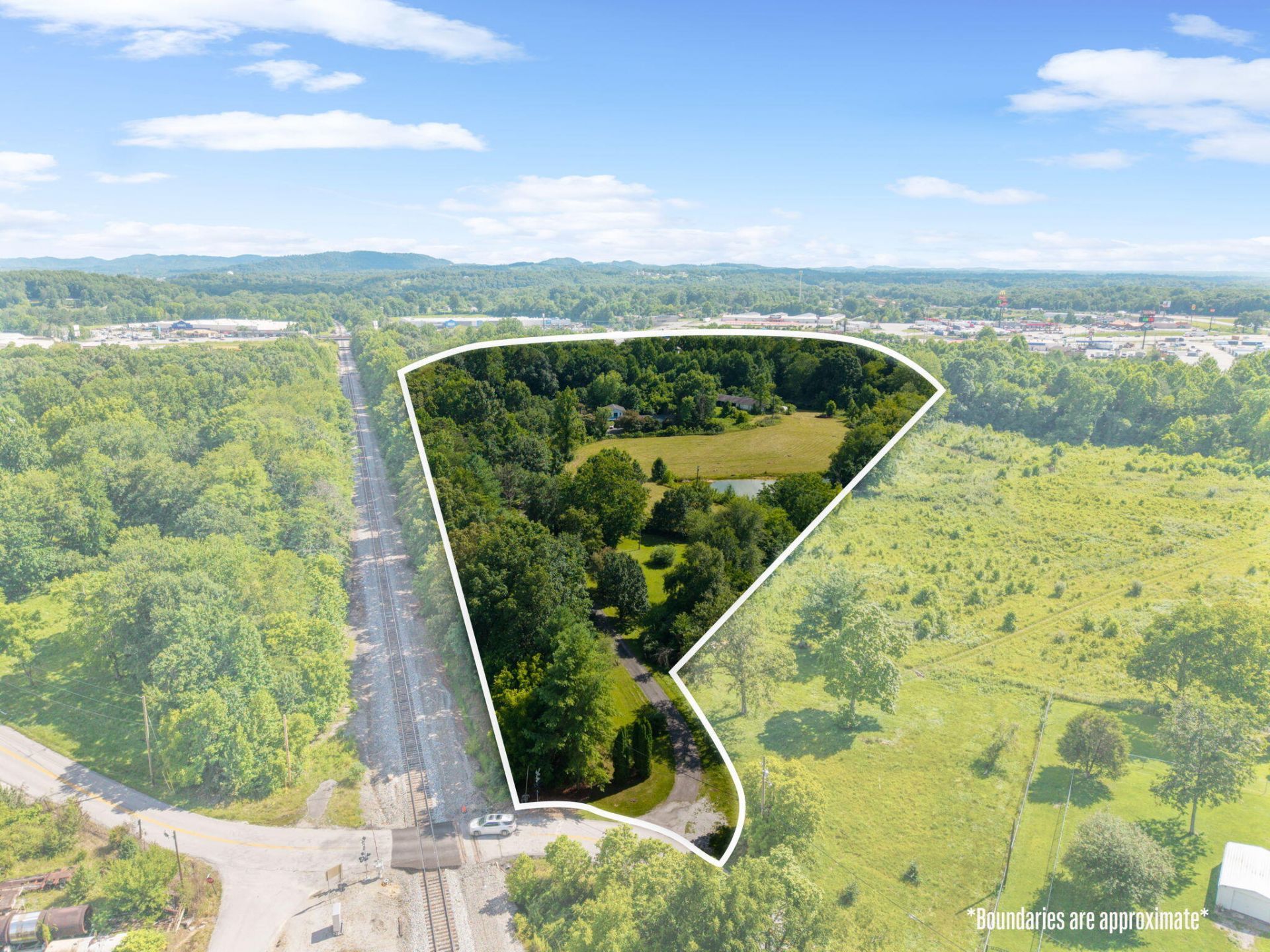 2792 N Highway 1223 , Corbin, KY 40701 Main Photo