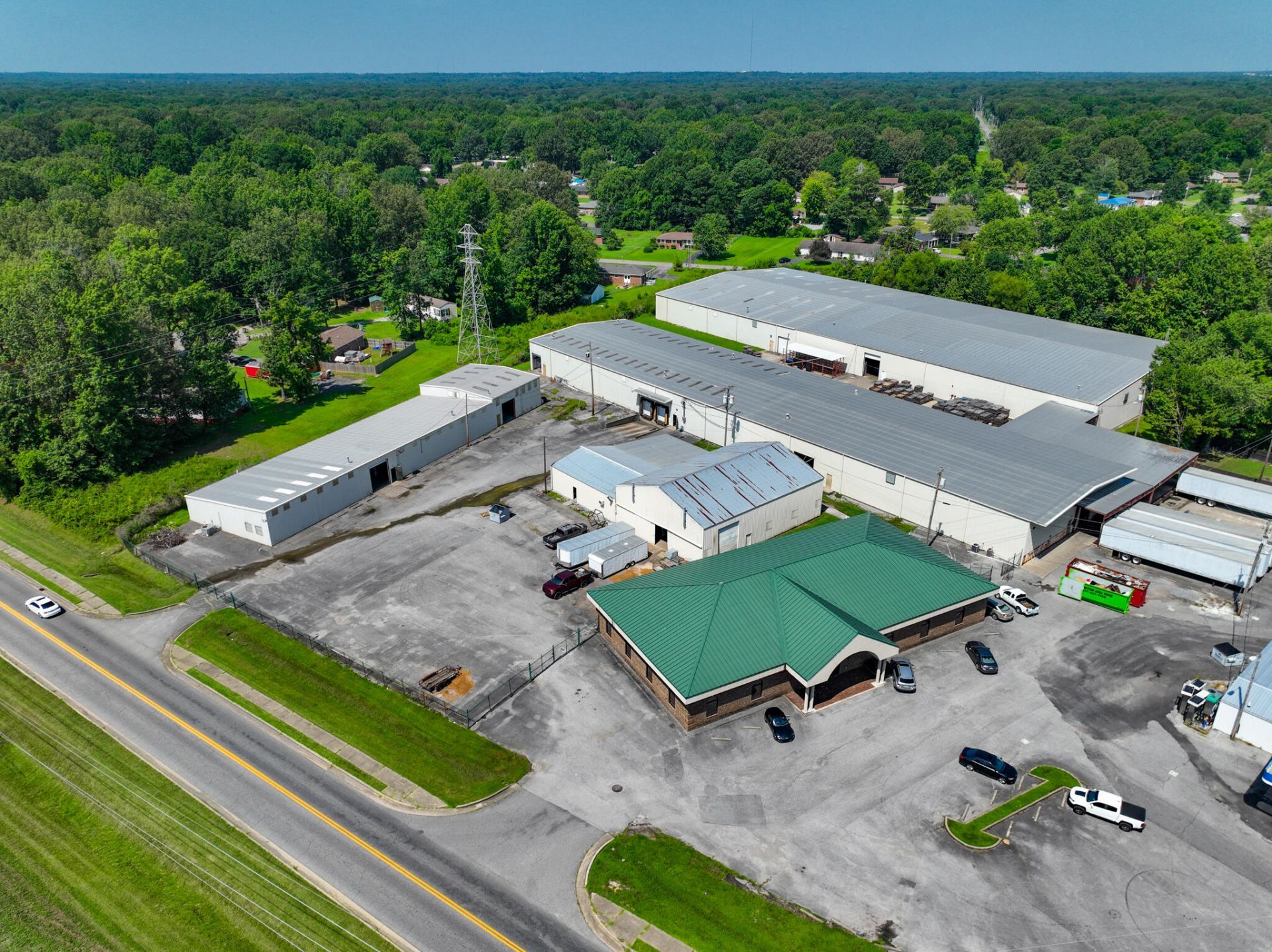 3229 Benton Road, Paducah, KY 42003