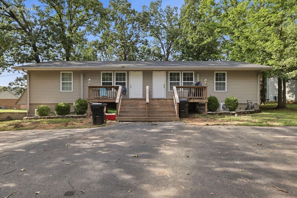 1326 Diuguid Drive, Murray, KY 42071 Main Photo