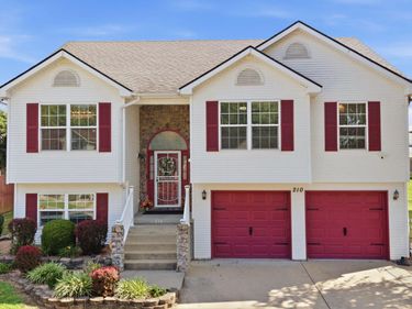 210 Secretariat Street, Georgetown, KY 40324