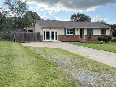 802 Broad Street, Murray, KY 42071