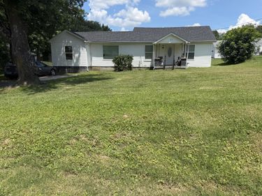 1112 E Rice Lane, Richmond, KY 40475