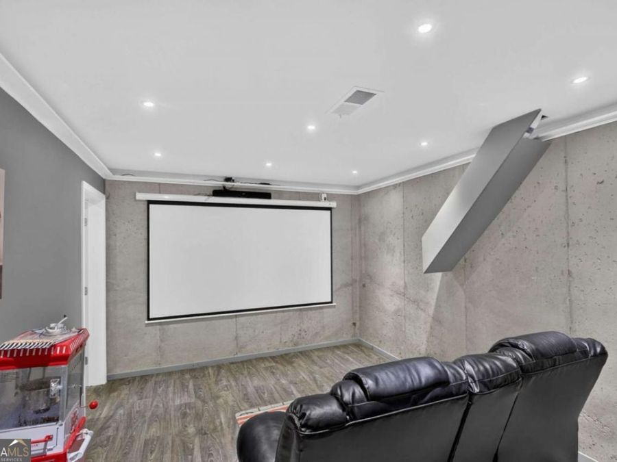 Property Image 39