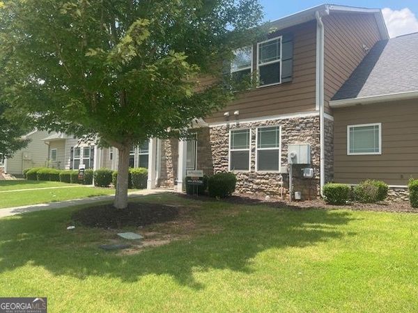 6165 Garden Circle, Douglasville, GA 30135