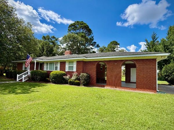 1619 Woodrow Avenue, Dublin, GA 31021