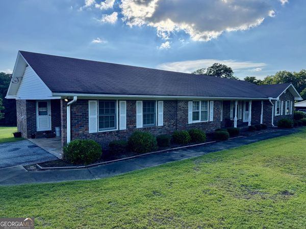 1245 Crestview Drive, Elberton, GA 30635