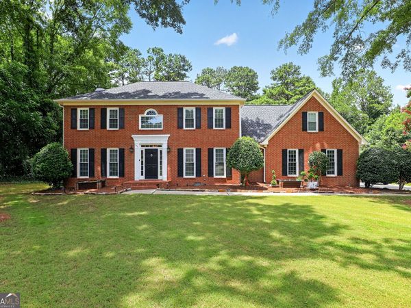140 Creekview Trail, Fayetteville, GA 30214