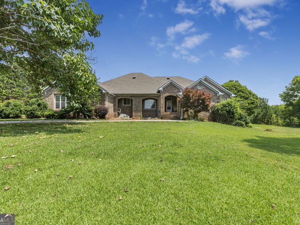 150 Old Farm Road, Fayetteville, GA 30215