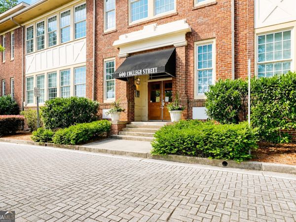 600 College Street, Unit 203, Hapeville, GA 30354