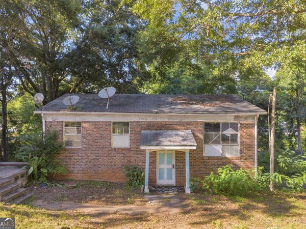 86 Textile Avenue, Lavonia, GA 30553