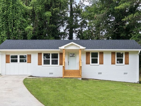 353 Roxbury Drive, Riverdale, GA 30274
