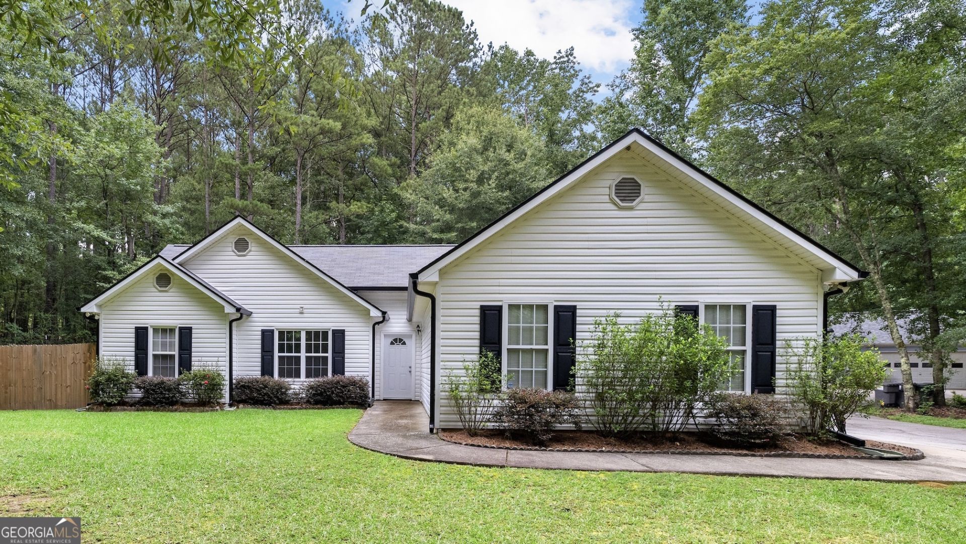 55 Bretts Point, Sharpsburg, GA 30277 Main Photo