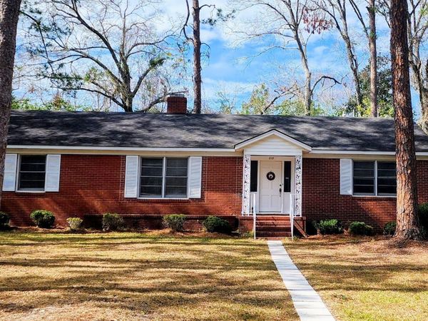 215 Vista Circle, Statesboro, GA 30458