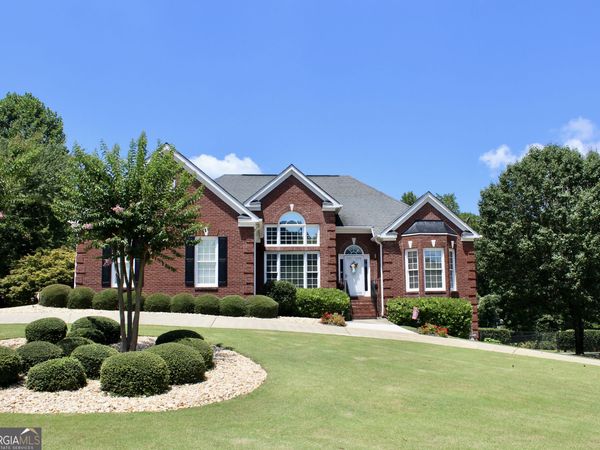 628 Wellington Drive, Winder, GA 30680