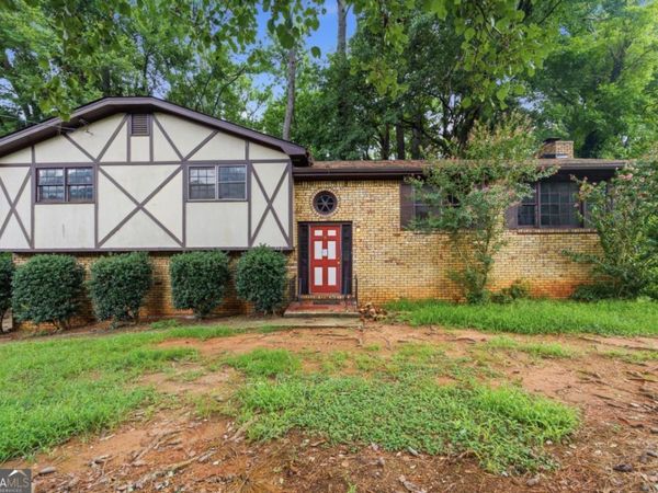 532 Stockwood Drive, Woodstock, GA 30188