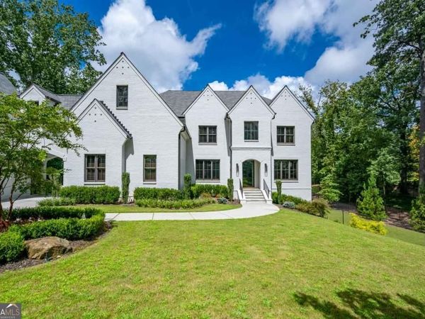 5720 Riverside Drive, Atlanta, GA 30327