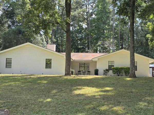 100 Hunters Glen, Fayetteville, GA 30215