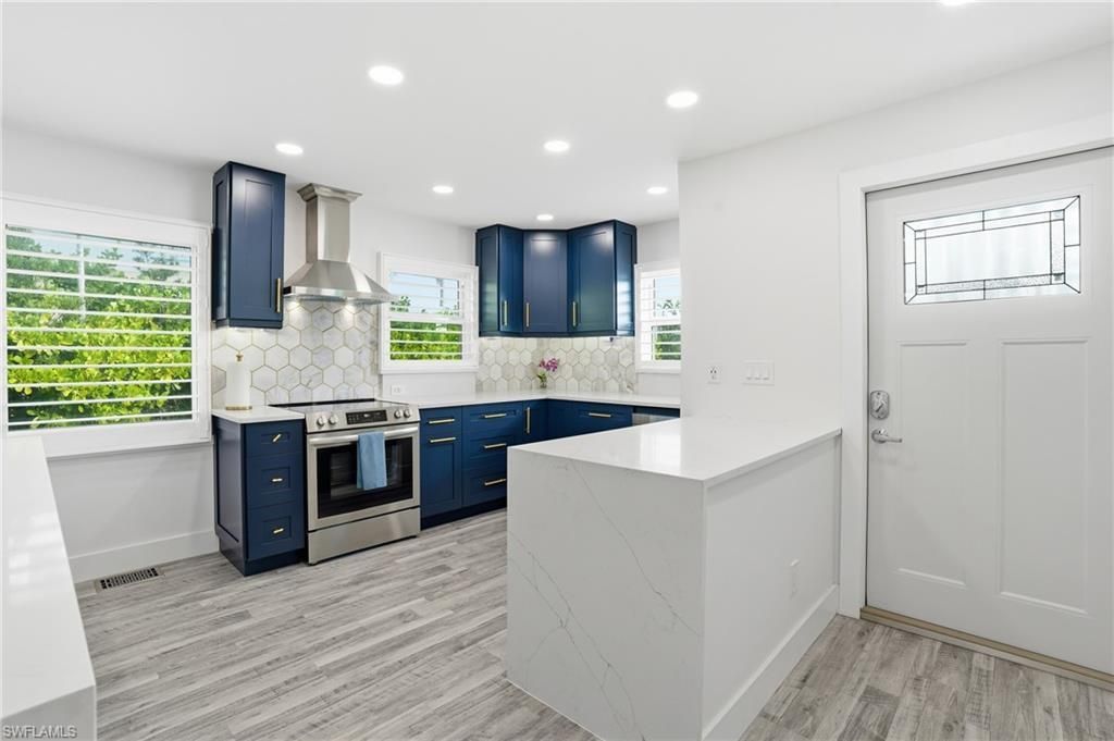 270 Dundee Rd, Fort Myers Beach, FL 33931 Photo